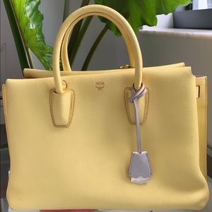MCM Medium Milla Tote